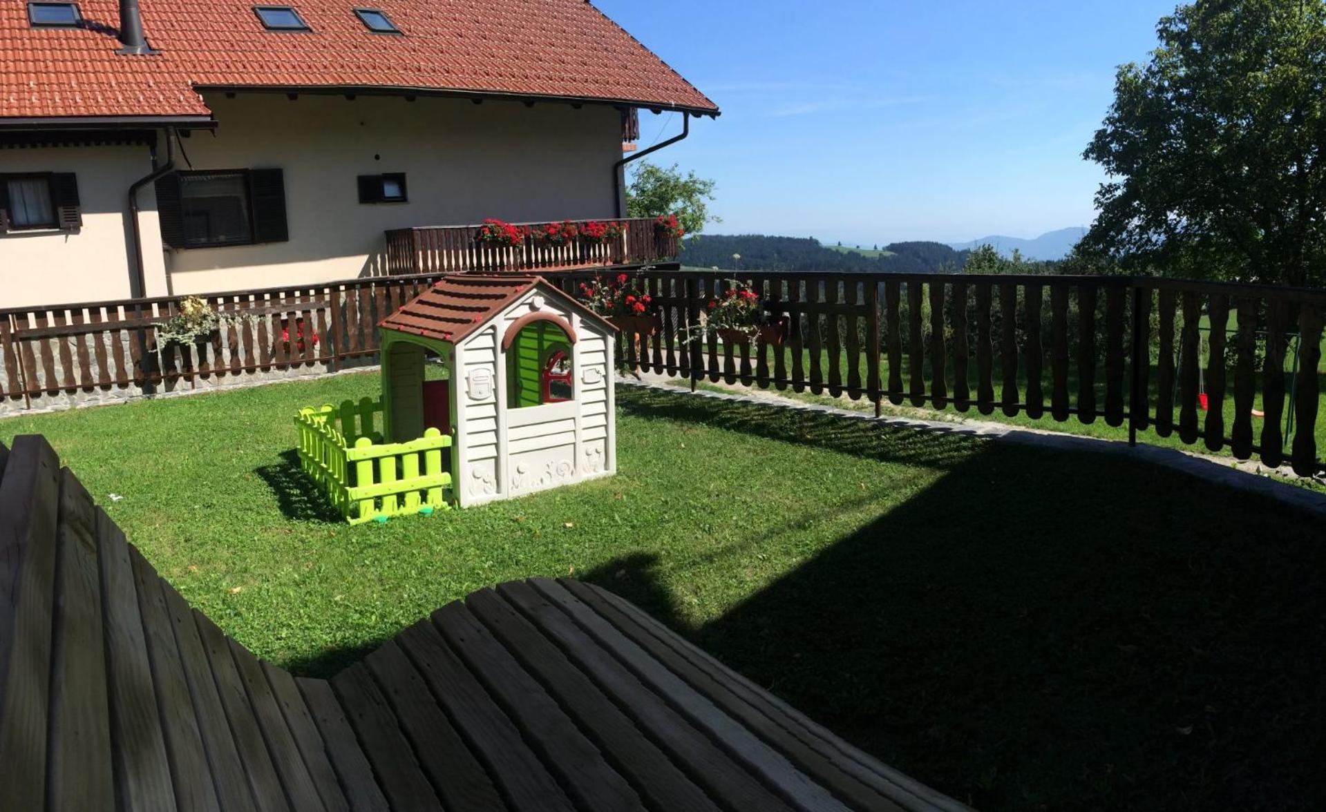 Tourist Farm Pacnik Hotel Resnik Buitenkant foto